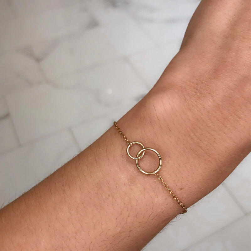 Linking Circles Bracelet