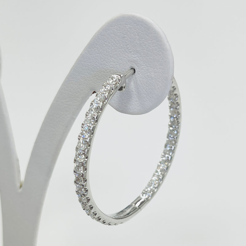 2.81ct tdw Natural Diamond Pave Hoop